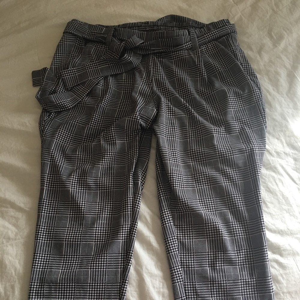 Pants - Picture 2 of 4